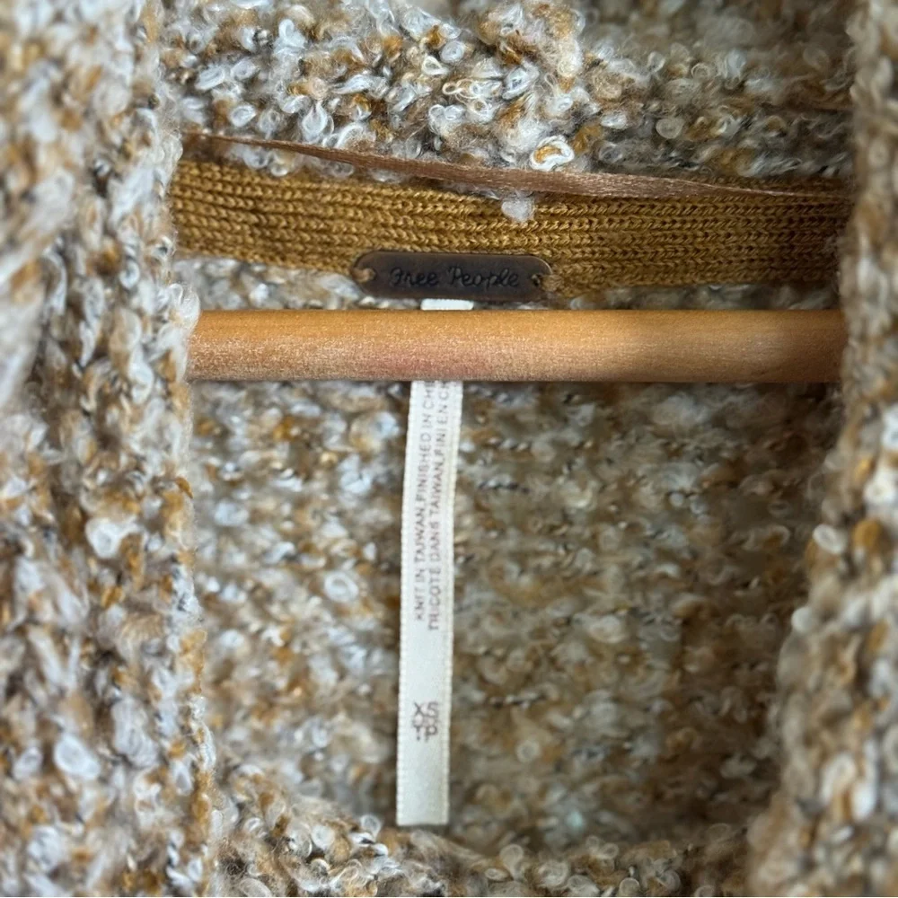 Free People turtleneck sweater size XS - Picture 6 of 10